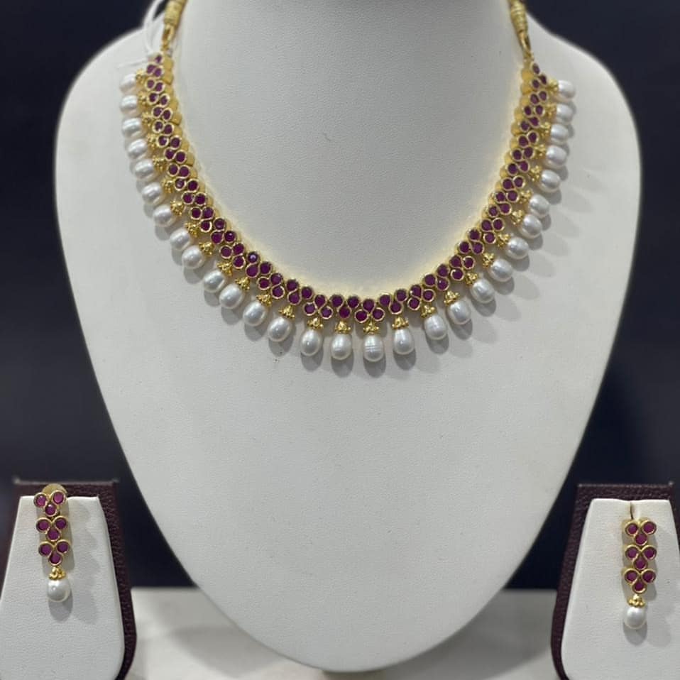Pearl Drop Necklace Set