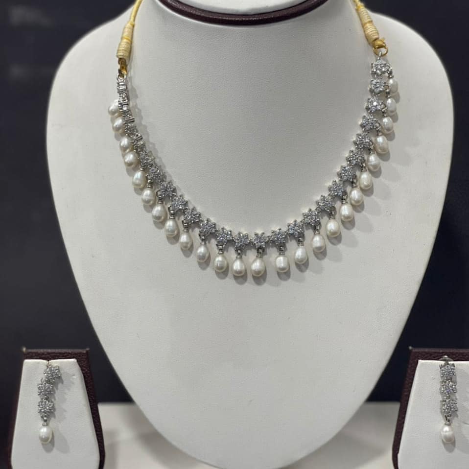 Pearl Drop Necklace Set
