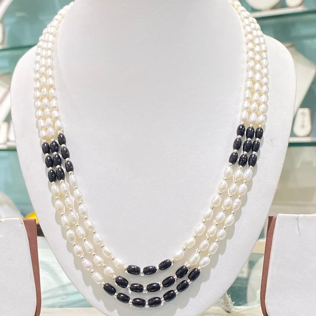 Three-line onyx pearl necklace set