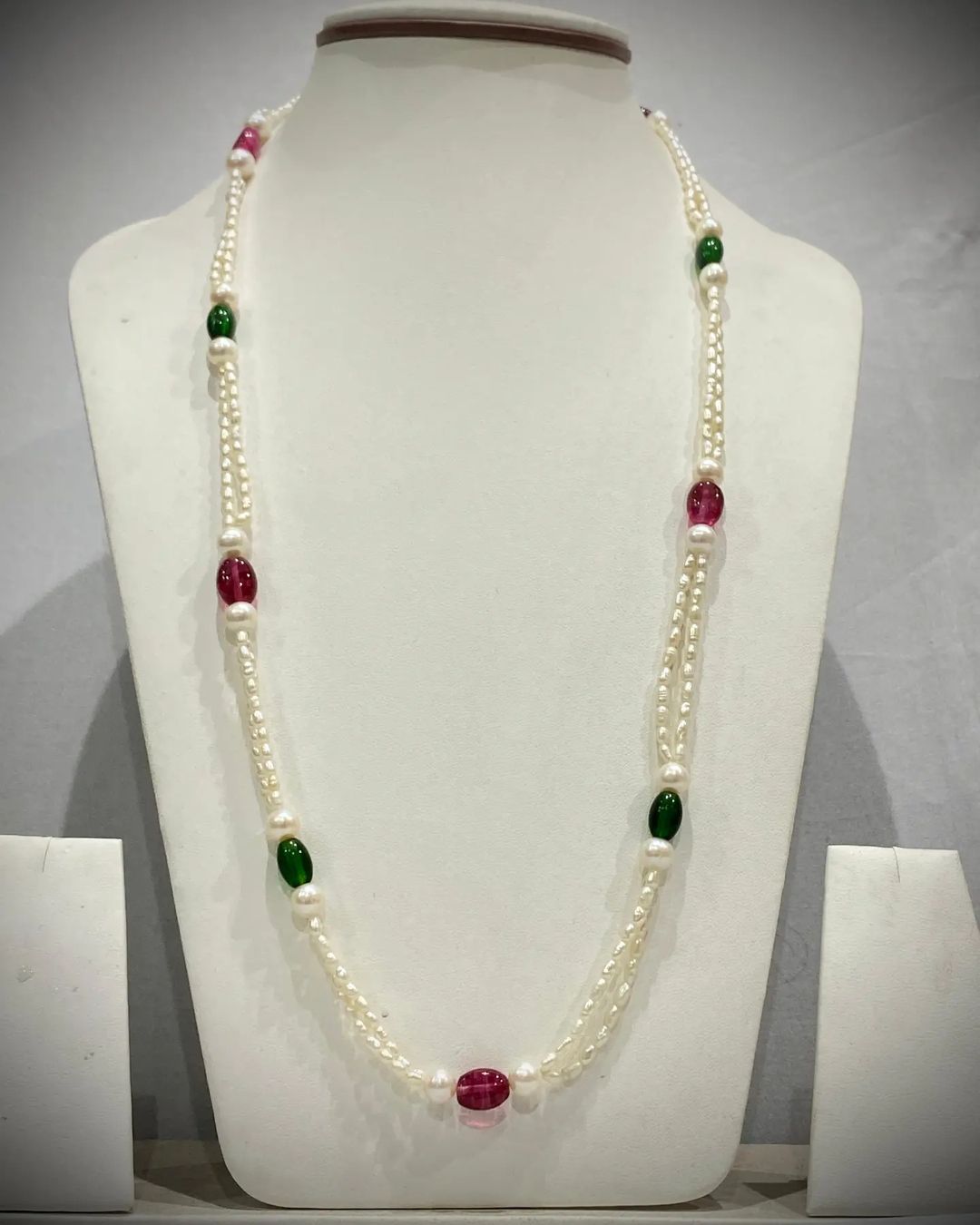 Two Line Rice Pearl Necklace with Green and Red Stones