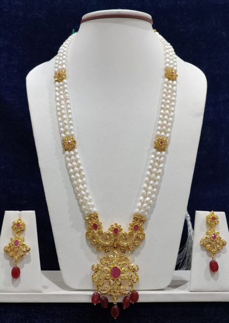 Pearl and Ruby Regal Set