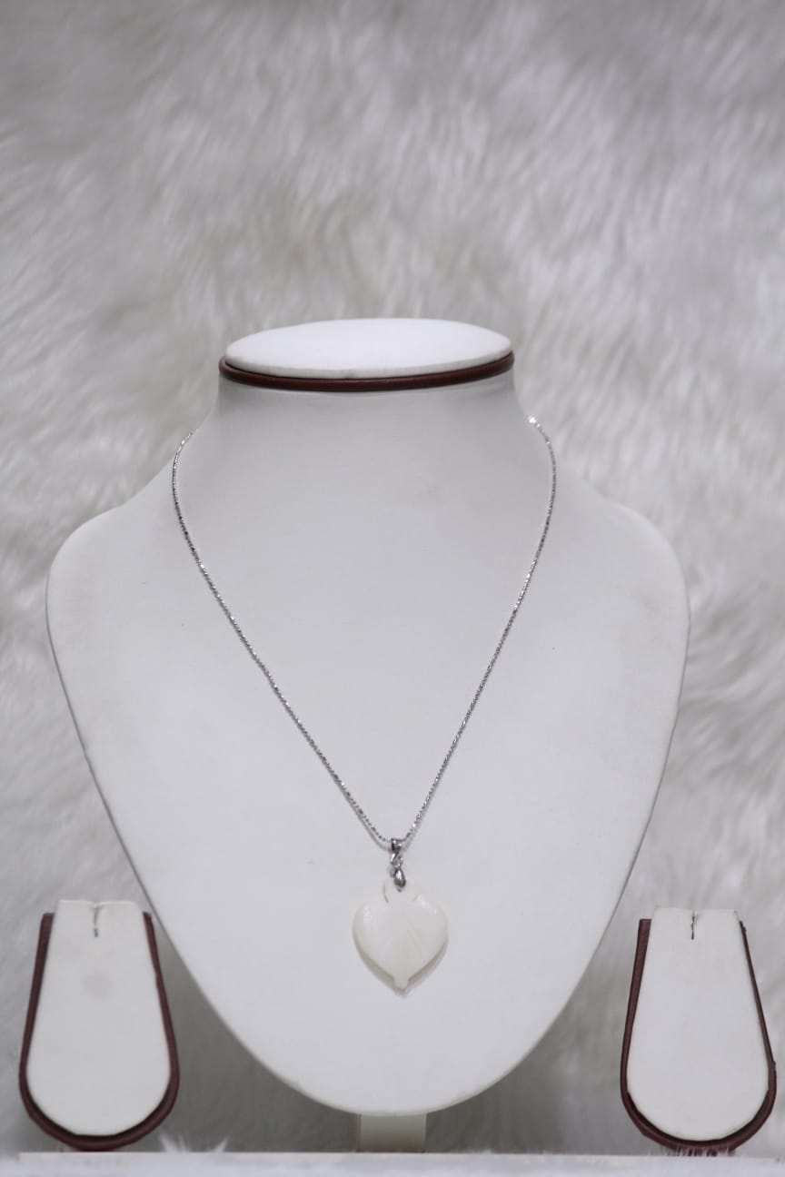 Heart-Shaped Pearl Pendant