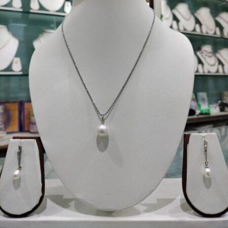 Sterling Silver Pearl Pendant Set