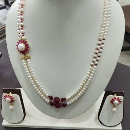 Pearls Choker Set