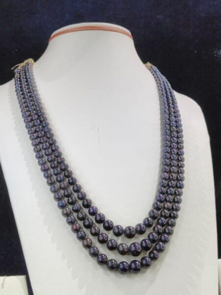 Three Line Gradation in Black Pearls