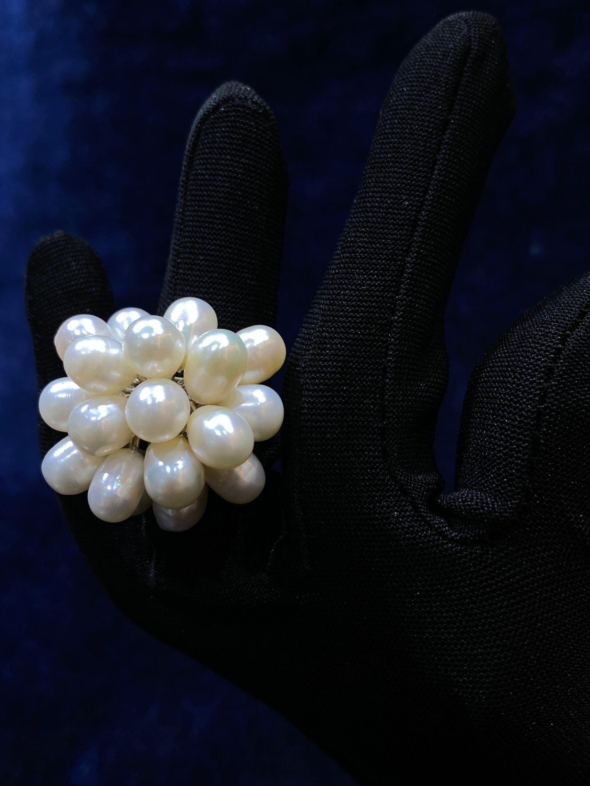 Pearl Cluster Ring featuring a harmonious arrangement of radiant pearls.