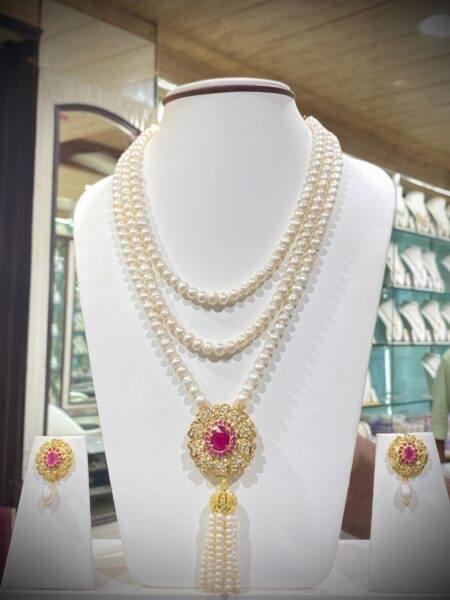Pearl Trio Pendant Set