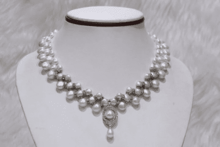 Classic Layered Pearl Necklace Set